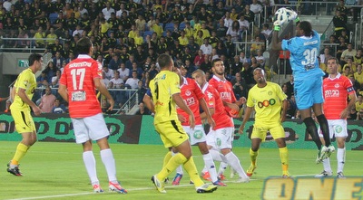 אפולה אדל מעל כולם (משה חרמון)