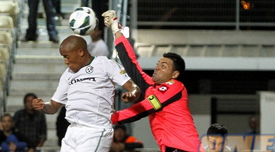 גל ניר מקדים את אנדלובו (יוסי ציפקיס) גל ניר מקדים את אנדלובו (יוסי ציפקיס)