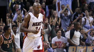 ריי אלן. האיש והשלשה (רויטרס) ריי אלן. האיש והשלשה (רויטרס)