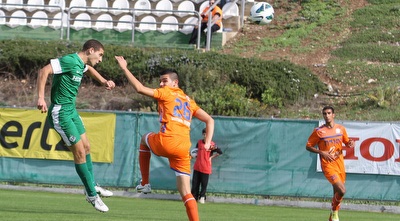 וייסמן נוגח פנימה, חבר רק צופה (עמית מצפה)