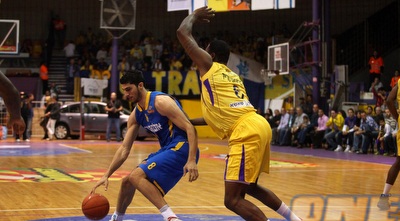 אליהו מול האסל (יוסי ציפקיס) אליהו מול האסל (יוסי ציפקיס)