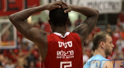 סטיט כואב את ההפסד (חגי ניזרי)