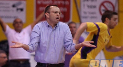 דן שמיר (יוסי ציפקיס)