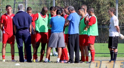 איתי ארקין תופס מרחק מפרדי דוד (יניב גונן)