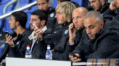 צוצאליץ&acute;, פילאבסקי ושלומי אזולאי עסוקים בענייניהם (יניב גונן)