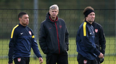 ארסן ונגר באימון. לא רוצה רכש (רויטרס)