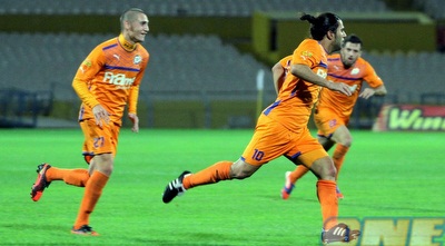 אסולין חוגג את השער האדיר שלו (יניב גונן)