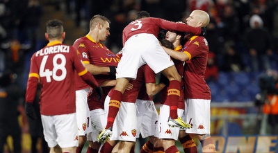 שחקני רומא חוגגים (רויטרס)