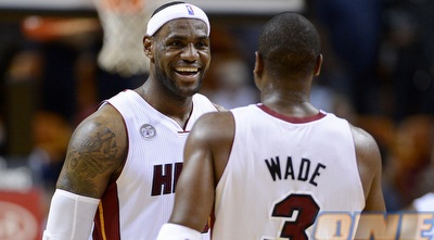 לברון ג´יימס ודוויין ווייד מרוצים מול אטלנטה (רויטרס) לברון ג´יימס ודוויין ווייד מרוצים מול אטלנטה (רויטרס)