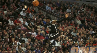 ונתחיל ברצף של תמונות מעניינת מהלילה עם ג´ראלד וואלאס. הגדילו את התמונה כדי להבין את הטירוף עד הסוף (רויטרס)