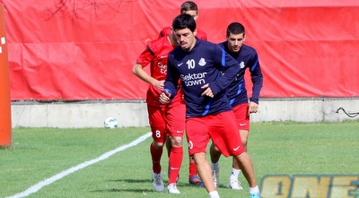 דוד רביבו. גם הוא נפרד מאשדוד? (יניב גונן) דוד רביבו. גם הוא נפרד מאשדוד? (יניב גונן)