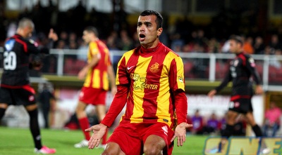 מוראד אבו ענזה (שי לוי)