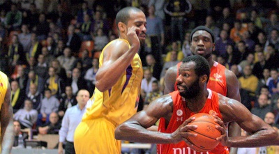 ג&acute;וליאן רייט. ההגנה הכריעה את המשחק (משה חרמון)