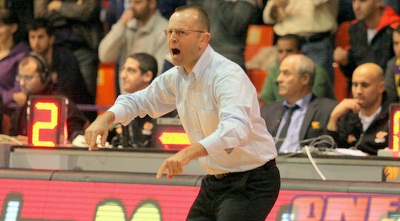 דן שמיר (משה חרמון)