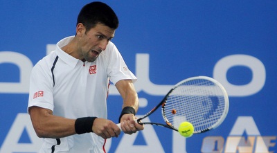 ג´וקוביץ´ בפעולה באבו דאבי (רויטרס) ג´וקוביץ´ בפעולה באבו דאבי (רויטרס)