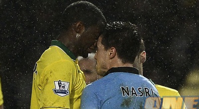 נאסרי ובאסונג. לשניהם הגיע אדום? (רויטרס) נאסרי ובאסונג. לשניהם הגיע אדום? (רויטרס)