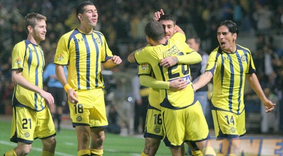 עטר מברך את מבשל השער, לוגסי (משה חרמון)