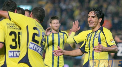 תשע דקות לאחר מכן: זיו מגיע לברך את מרגוליס (משה חרמון)