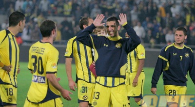 דאבור חוגג עם מרגוליס (משה חרמון)