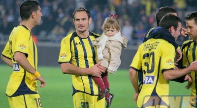 קרלוס והילדה (משה חרמון)