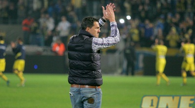 אוסקר מודה לקהל (משה חרמון)