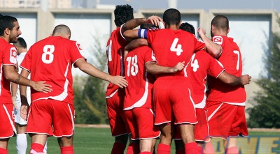 שחקני אסי גלבוע חוגגים (יניב גונן)