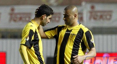 ערן לוי ועזריאל. כבר עם הפנים לעכו בשבת (יוסי ציפקיס)