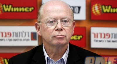 יצחק פרי. ניסה להביא בורר (חגי ניזרי) יצחק פרי. ניסה להביא בורר (חגי ניזרי)