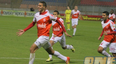 זינו. &qout;יש לב&qout;ש שחקנים ושמות שלא היו בעונה שעברה&qout; (משה חרמון)