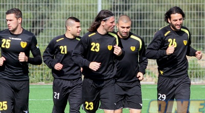 סטיבן כהן, ערן לוי, פרננדס, מויאל ושקבורץ באימון (יניב גונן)