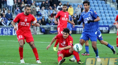 בן חמו מרחיק (יניב גונן)