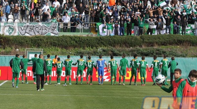 שחקני מכבי חיפה מודים לקהל (עמית מצפה)