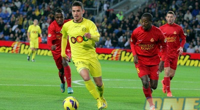 עלי חטיב עובר את רחמים צ´קול (משה חרמון) עלי חטיב עובר את רחמים צ´קול (משה חרמון)