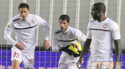 אופיר חמו חוגג שער מצמק (משה חרמון)