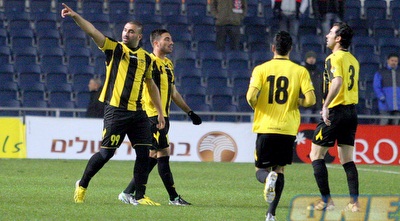 ערן לוי חוגג (משה חרמון)