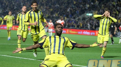 סטיב גורי בטירוף אחרי השער (יניב גונן) סטיב גורי בטירוף אחרי השער (יניב גונן)