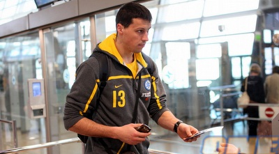 דרקו פלאניניץ´ לפני ההמראה (יוסי ציפקיס) דרקו פלאניניץ´ לפני ההמראה (יוסי ציפקיס)