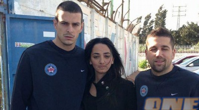 יובאנוביץ´ וארסנייביץ´ עם סוכנת השחקנים ויקי ועקנין