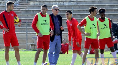 יואב כץ והשחקנים (יניב גונן)