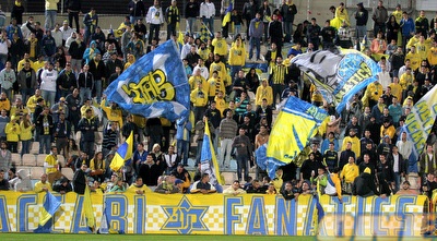 אוהדי מכבי ת&qout;א, ארכיון (משה חרמון) אוהדי מכבי ת&qout;א, ארכיון (משה חרמון)