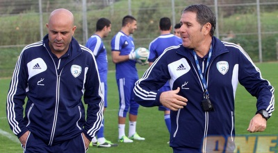 אלי גוטמן ויוסי אבוקסיס באימון בשפיים (חגי ניזרי)