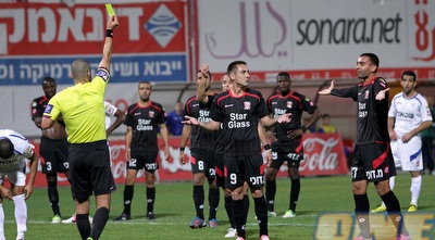 שחקני סכנין לא מאמינים, חלאילה רואה צהוב (יניב גונן)