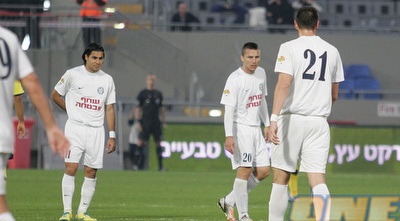 שחקני עכו מאוכזבים. לא נראו כאילו אכפת להם (משה חרמון)