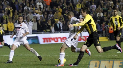 עגייב כובש, גלאבינה לא עוצר אותו (יוסי ציפקיס) עגייב כובש, גלאבינה לא עוצר אותו (יוסי ציפקיס)