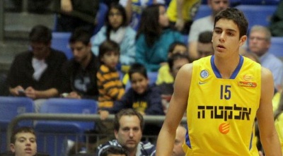 איתי שגב (יניב גונן)