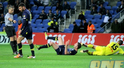 פריצה על הדשא, משיח מצביע לעבר הנקודה (יניב גונן)