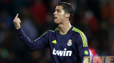 רונאלדו עצבני: &qout;אני לא יכול לרצות את כולם&qout; (רויטרס)