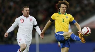 וויין רוני מול דוד לואיז (רויטרס)