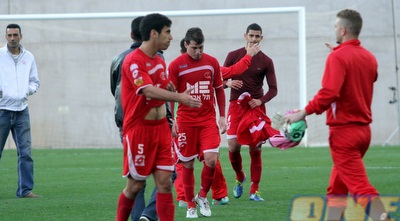 שחקני הפועל רעננה מאוכזבים (יניב גונן)