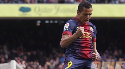 סאנצ´ס חוגג את שערו אחרי 7 דקות (רויטרס)